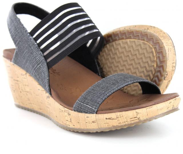 skechers beverlee black