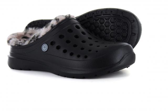 https://www.factoryshoe.ca/_uploads/products/25503_L%20-%20Slipper%20-%20JoyBees%20-%20Cozy%20Lined%20Clog%20Black%20Cheetah%20REMOVIN%20(Fluffy%20Insert%20is%20removable)%20UACLA.BLC.0500%2042COMP42%20UPC%20-%20810014186429%20L-COZYCLG.JPG